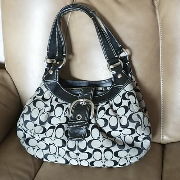 Coach Signature Lynn SOHO HOBO Bag - Picture 1 of 12